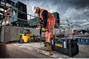 Бур DeWALT "SDS-MAX с пустотелым стволом, 4 Y-образные кромки, 16x400x600мм №9