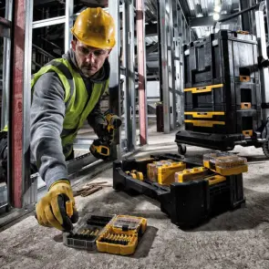 Ящик DeWALT для хранения наборов в кейсах TOUGH CASE по заворачиванию и сверлению TSTAK №10
