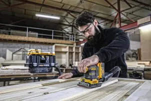Шлифмашина вибрационная аккумуляторная DeWALT DCW200N №9