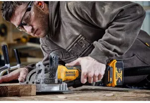 Фрезер аккумуляторный бесщёточный DeWALT DCW682N №24