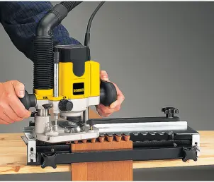 Фрезер мережевий DeWALT DW621 №22