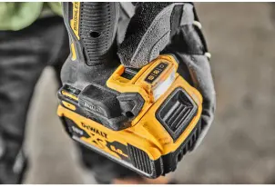 Дрель-шуруповёрт аккумуляторная бесщёточная ударная DeWALT DCD805P2T №9