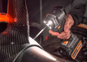 Набор из двух инструментов аккумуляторных бесщеточных McLaren F1 TEAM LIMITED EDITION DeWALT DCK200MM2T №30