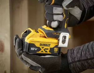 Дриль-шуруповерт акумуляторний безщітковий ударний DeWALT DCD799NT №9