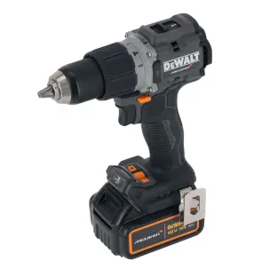 Дрель-шуруповерт ударная McLaren F1 TEAM LIMITED EDITION DeWALT DCD85MP2T №4