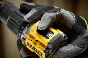 Дриль-шуруповерт акумуляторний безщітковий ударний DeWALT DCD799D2T №7