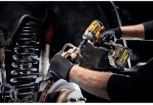 Гайкокрут ударний акумуляторний безщітковий DeWALT DCF921P2G №13