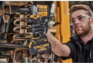 Гайкокрут ударний акумуляторний безщітковий DeWALT DCF921NT №7