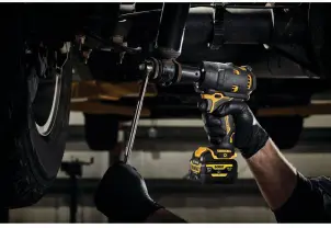 Гайкокрут ударный акумуляторний безщітковий DeWALT DCF901P1G №9