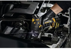 Гайкокрут ударный аккумуляторный бесщеточный DeWALT DCF903P1G №3