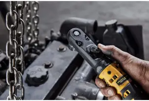 Гайкокрут кутовий - ключ-храповик акумуляторний безщітковий DeWALT DCF510E2G №10