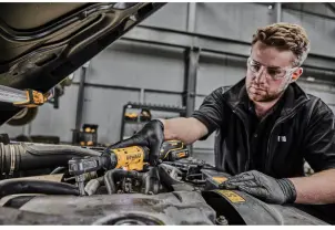 Гайкокрут кутовий - ключ-храповик акумуляторний безщітковий DeWALT DCF504L1G №6