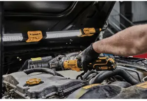 Гайкокрут кутовий - ключ-храповик акумуляторний безщітковий DeWALT DCF504L1G №8