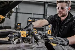 Гайкокрут кутовий - ключ-храповик акумуляторний безщітковий DeWALT DCF512N №7