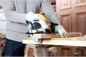 Пила дискова мережева DeWALT DWE560 №8