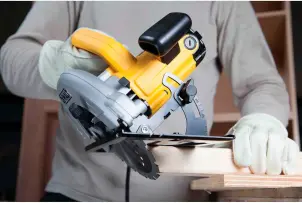 Пила дискова мережева DeWALT DWE560 №9