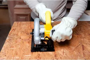 Пила дискова мережева DeWALT DWE560 №11