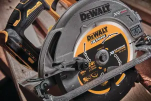 Пила дискова акумуляторна безщіткова DeWALT DCS573NT №9