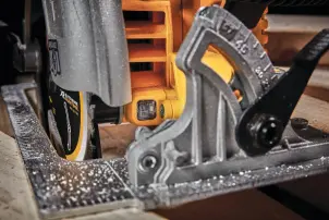 Пила дискова акумуляторна безщіткова DeWALT DCS573NT №10