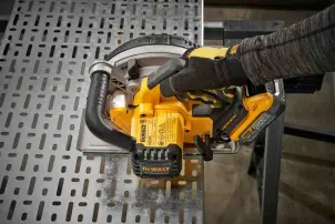 Пилка дискова по металу акумуляторна DeWALT DCS383H2 №12