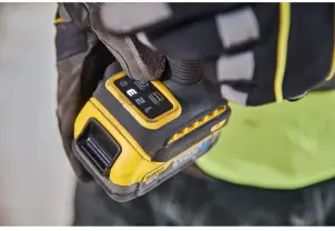 Шурупокрут ударний акумуляторний безщітковий DeWALT DCF860N №10