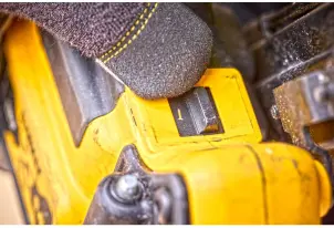 Пістолет цвяхозабивний акумуляторний безщітковий DeWALT DCN930N №11
