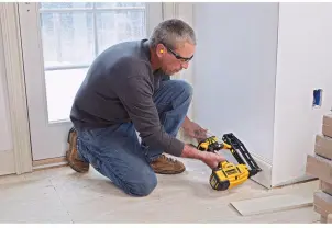 Пістолет цвяхозабивний акумуляторний безщітковий DeWALT DCN662D2 №9