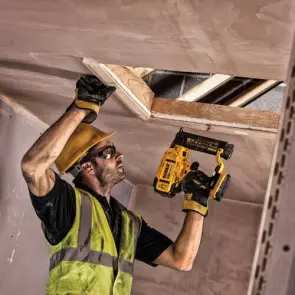Пістолет цвяхозабивний акумуляторний безщітковий DeWALT DCN680N №5