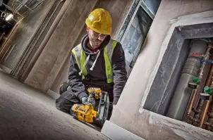 Пістолет цвяхозабивний акумуляторний безщітковий DeWALT DCN662NT №8