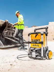 Мийка високого тиску акумуляторна безщіткова DeWALT DCMPW1600N №10