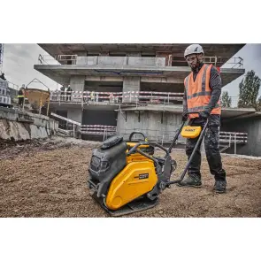 Вібраційна плита прямохідна акумуляторна POWERSHIFT DeWALT DCPS7154N №12