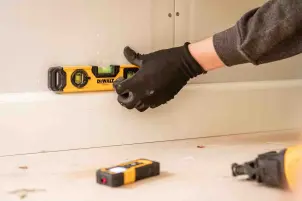 Уровень TORPEDO из алюминия длиной 230 мм с 3 капсулами и магнитами DeWALT DWHT0-43003 №7