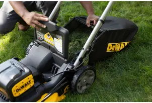 Газонокосилка аккумуляторная бесщеточная DeWALT DCMWP134N №14