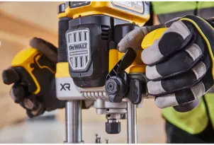 Фрезер аккумуляторный бесщеточный DeWALT DCW620H2 №13