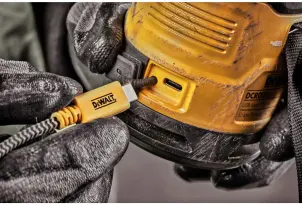 Колонка портативная аккумуляторная DeWALT DCR009 №9