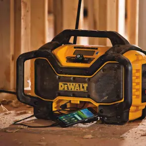 Зарядний пристрій-радіоприймач DeWALT DCR027 №6