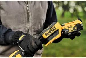Коса аккумуляторная бесщеточная DeWALT DCMST561N №10