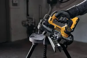 Пила стрічкова акумуляторна безщіткова DeWALT DCS377NT №8