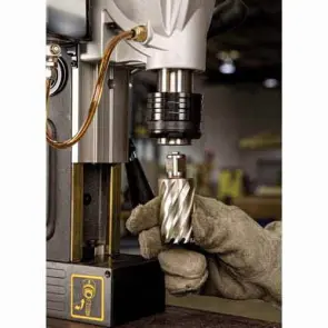 Верстат свердлильний мережевий магнітний DeWALT DWE1622K №6