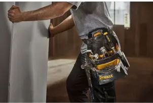 Професійна сумка для інструментів з ременем та скобою для молотка DeWALT DWST40101-1 №2