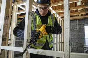 Пила шабельна мережева DeWALT DWE305PK №8