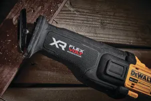 Пила шабельна акумуляторна DeWALT DCS386NT №13