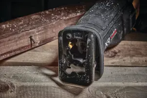 Пила шабельна акумуляторна DeWALT DCS386NT №16