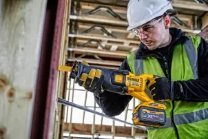 Пила сабельная аккумуляторная DeWALT DCS389NT №8