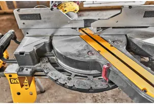 Пилка торцовочная бесщеточная аккумуляторная DeWALT DCS781X2 №16