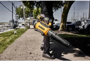 Повітродувка акумуляторна безщіткова DeWALT DCMBL777N №7