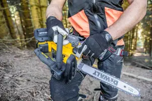 Пилка ланцюгова акумуляторна безщіткова з верхньою рукояткою DeWALT DCMCST635N №7