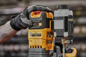 Станок сверлильный бесщеточный аккумуляторный магнитный DeWALT DCD1623N №9