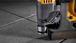 Станок сверлильный бесщеточный аккумуляторный магнитный DeWALT DCD1623N №10