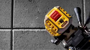 Станок сверлильный бесщеточный аккумуляторный магнитный DeWALT DCD1623N №12